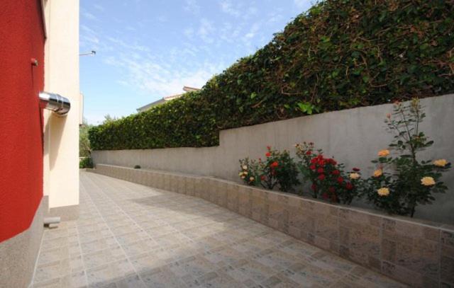 Villa Guliver 슬라티네 외부 사진