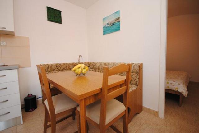 Villa Guliver 슬라티네 외부 사진