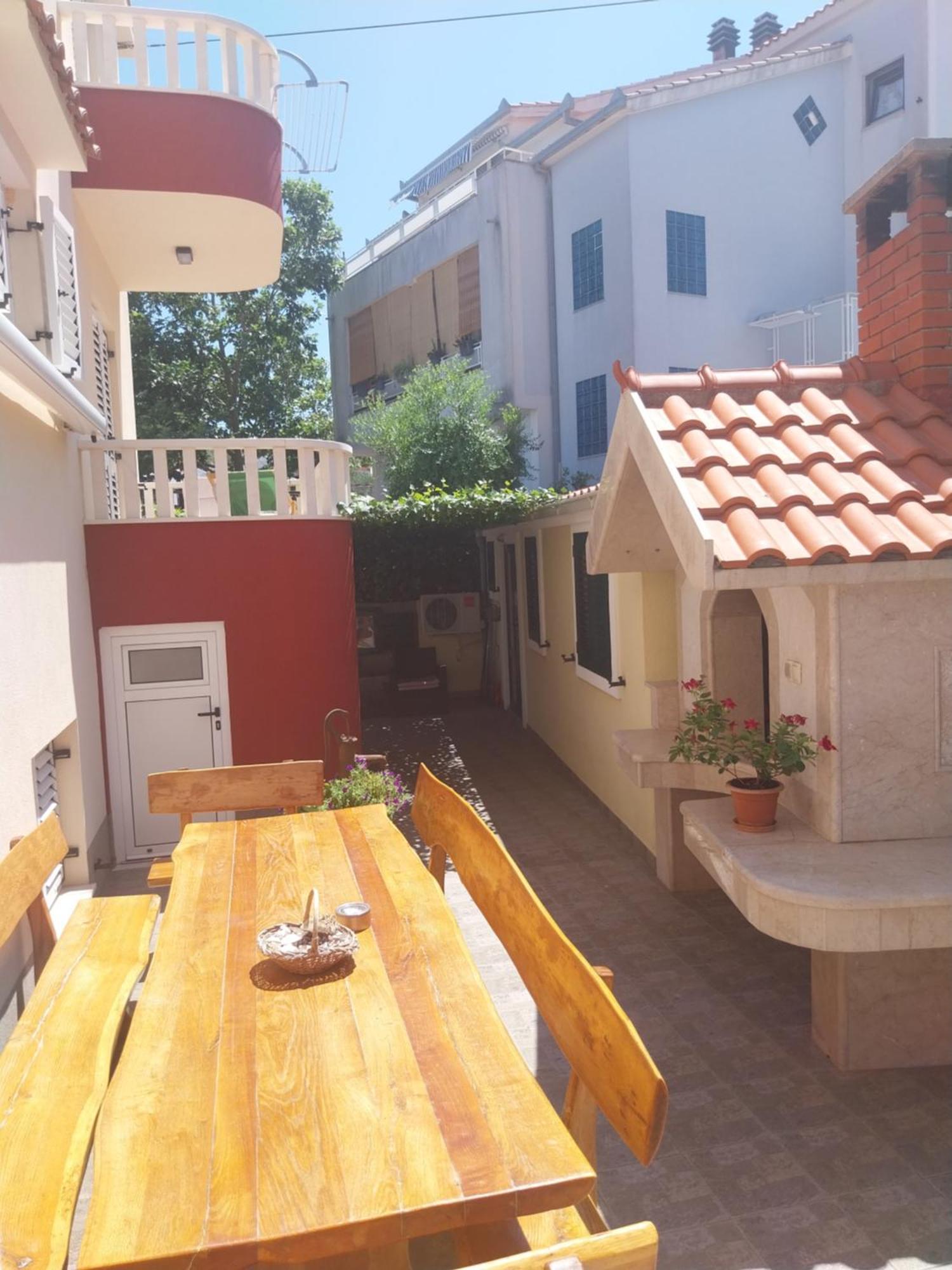 Villa Guliver 슬라티네 외부 사진